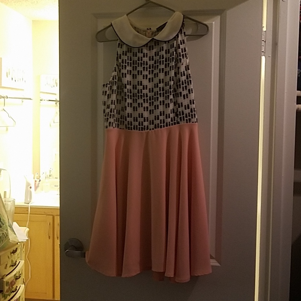 Lipstick patterned dress